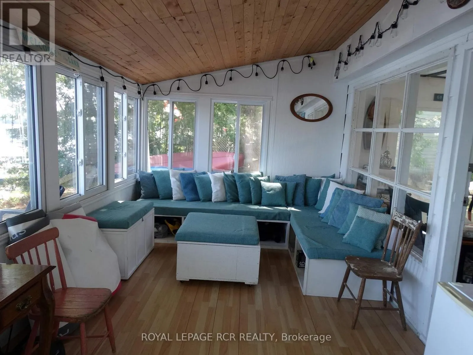 2105 WHITE LAKE ROAD W