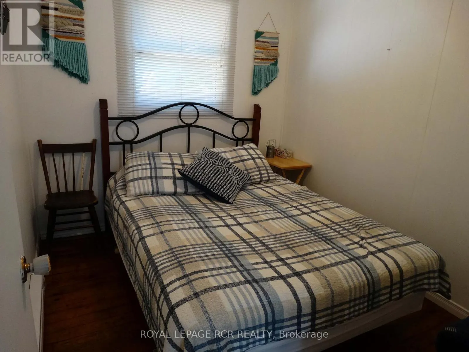 2105 WHITE LAKE ROAD W