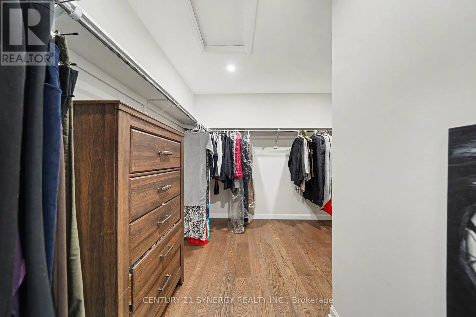 3207 HARVESTER CRESCENT