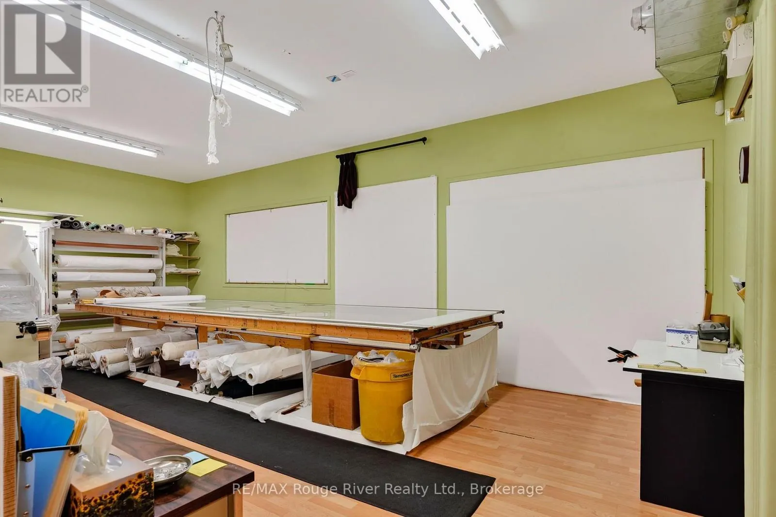66 ELGIN STREET W