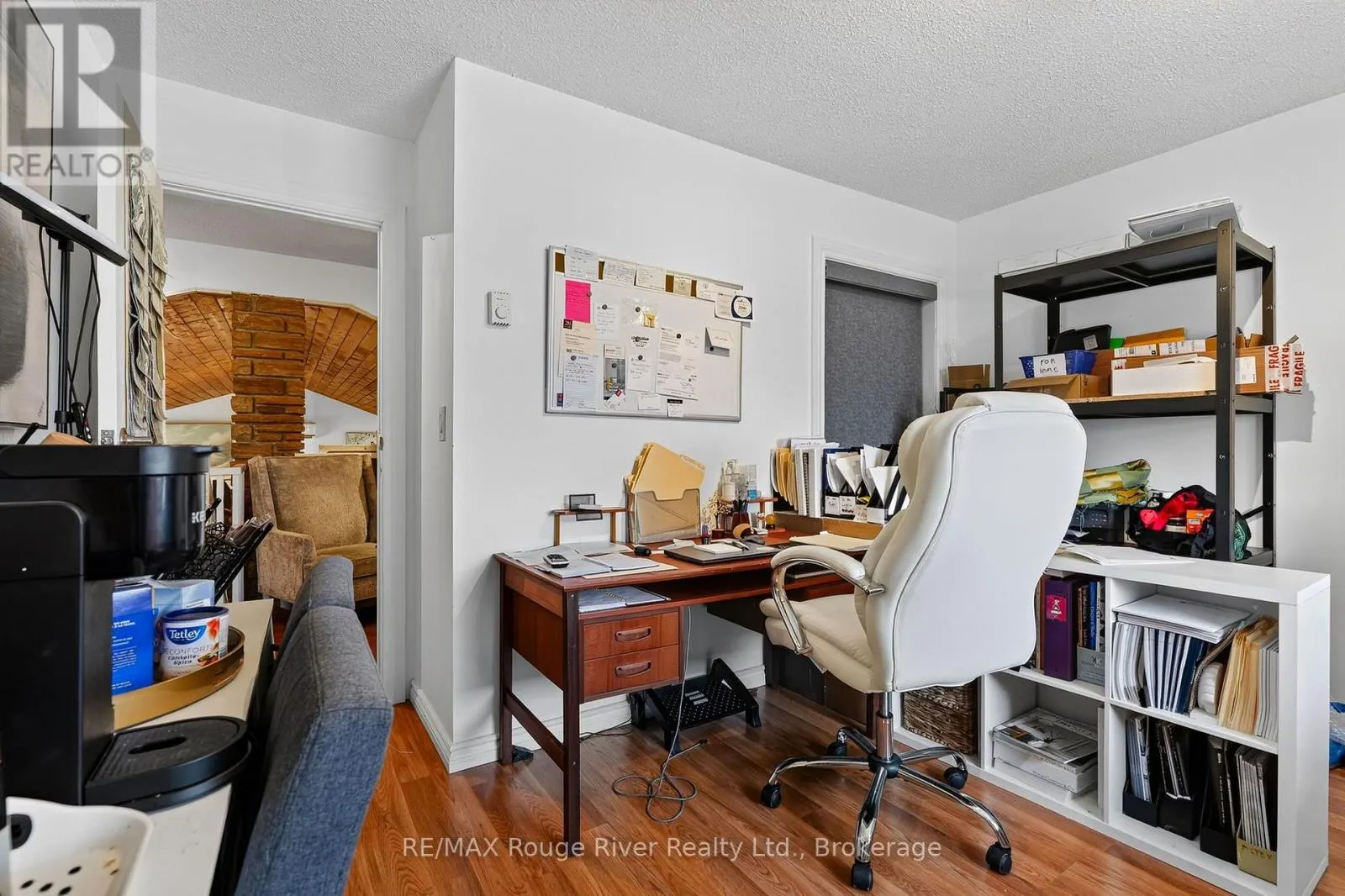 66 ELGIN STREET W