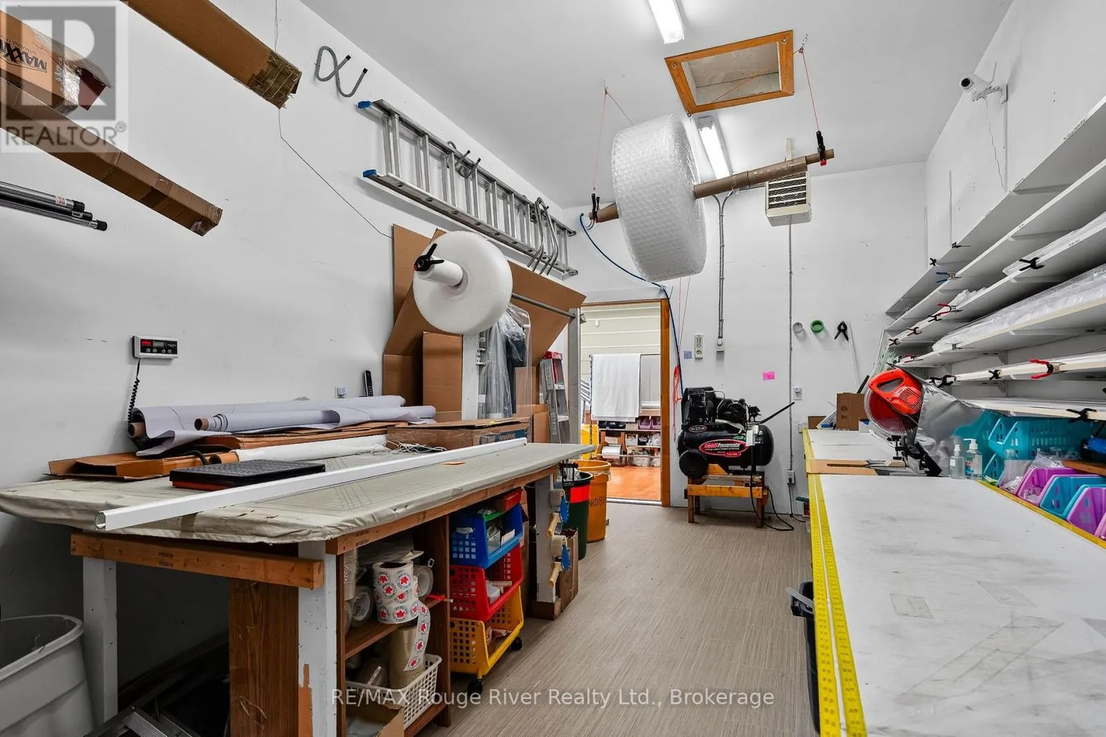 66 ELGIN STREET W