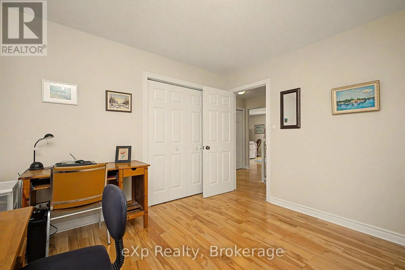 2 MANN AVENUE N