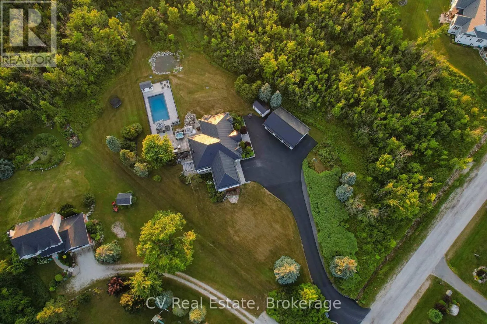 104 RIDGECREST LANE