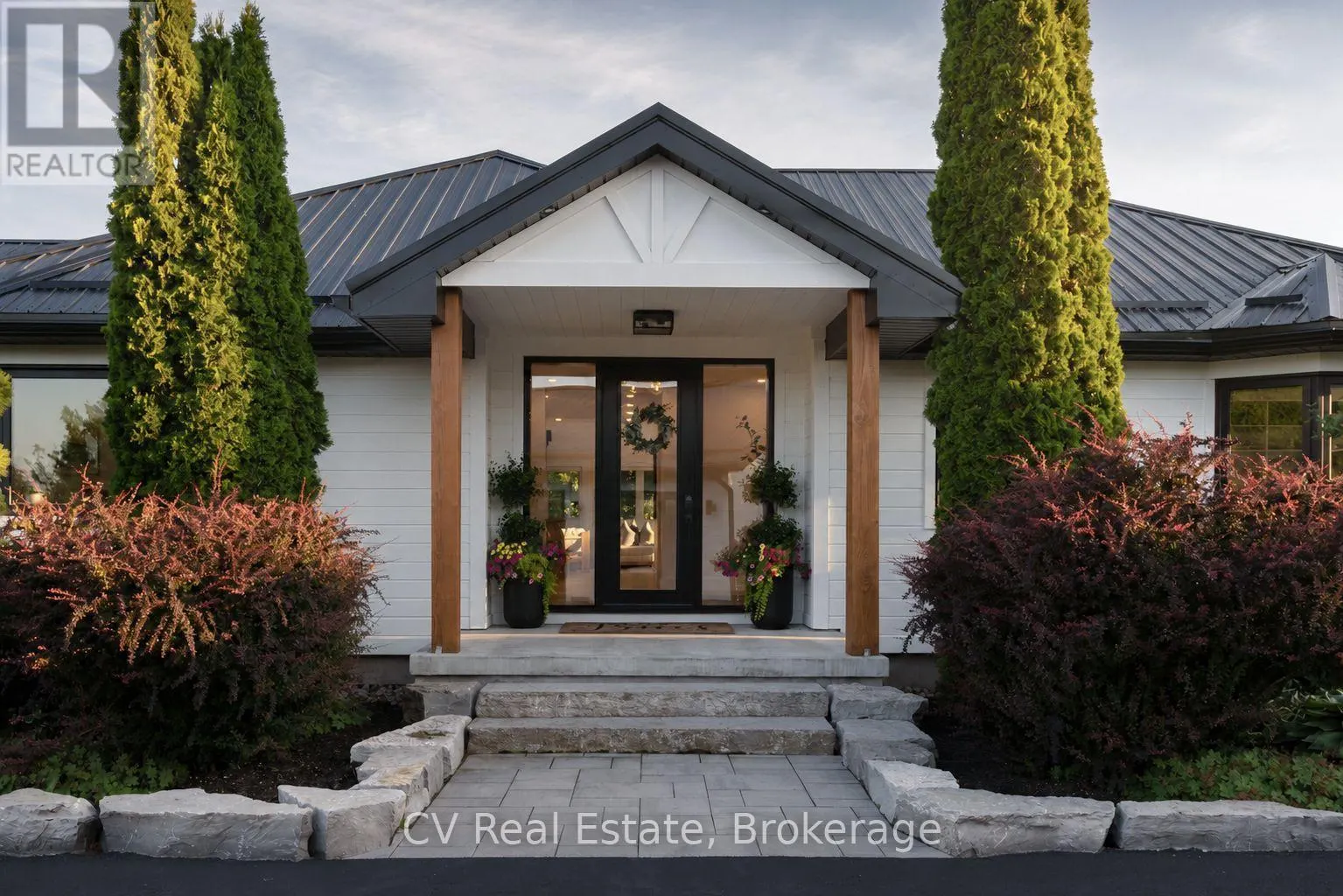 104 RIDGECREST LANE