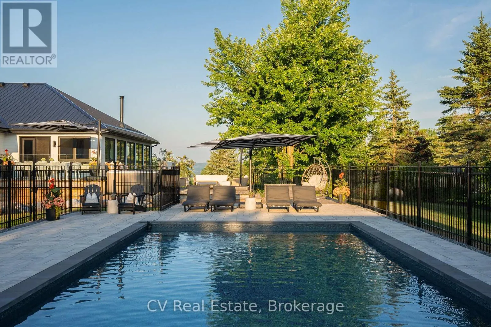 104 RIDGECREST LANE