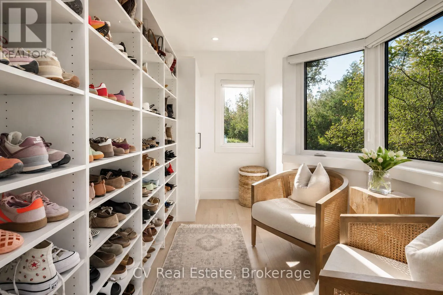 104 RIDGECREST LANE