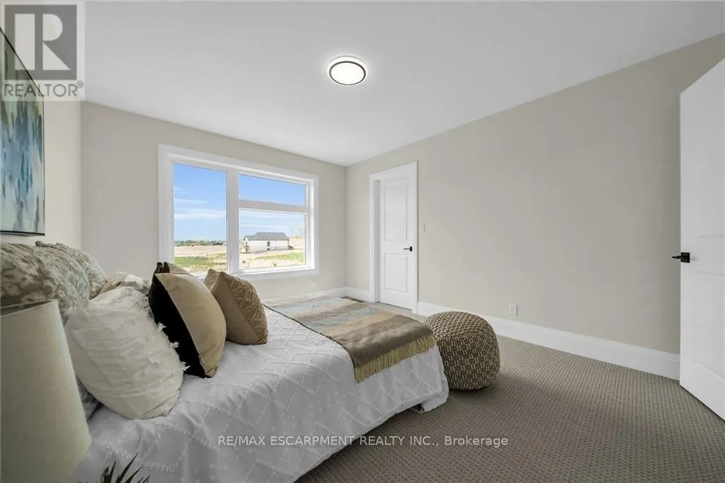92 CRADDOCK BOULEVARD