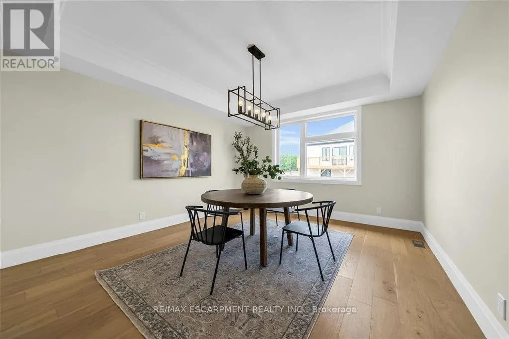 92 CRADDOCK BOULEVARD