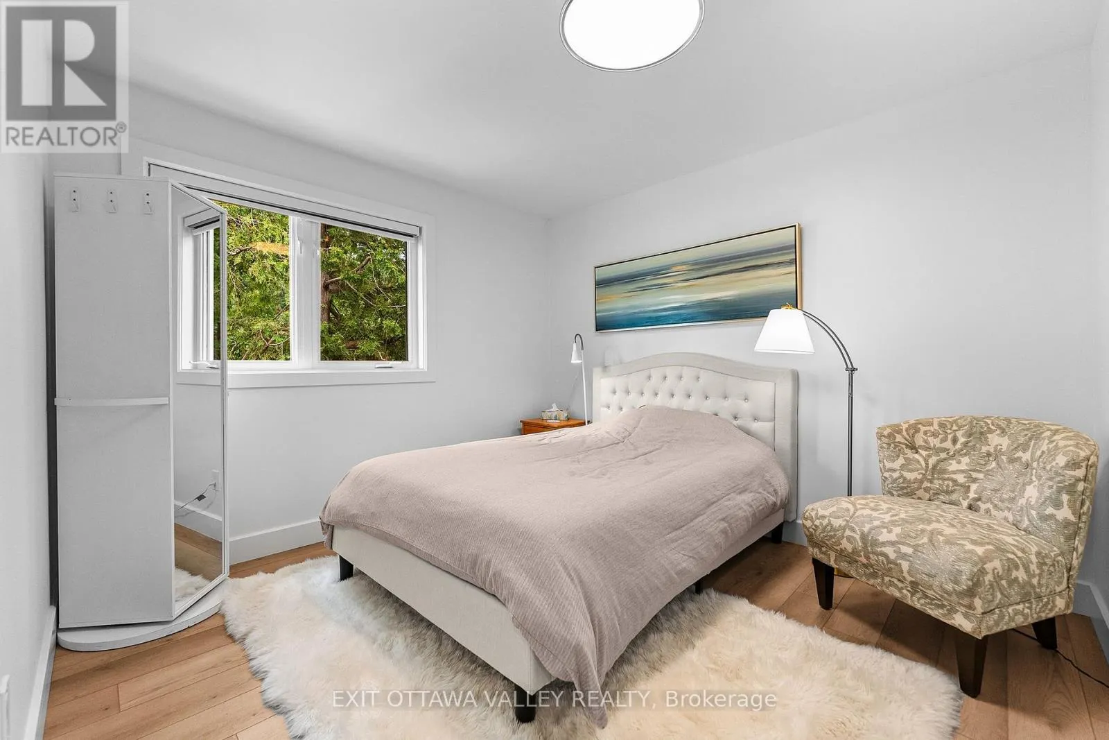 502B MACGREGOR BAY TRAIL