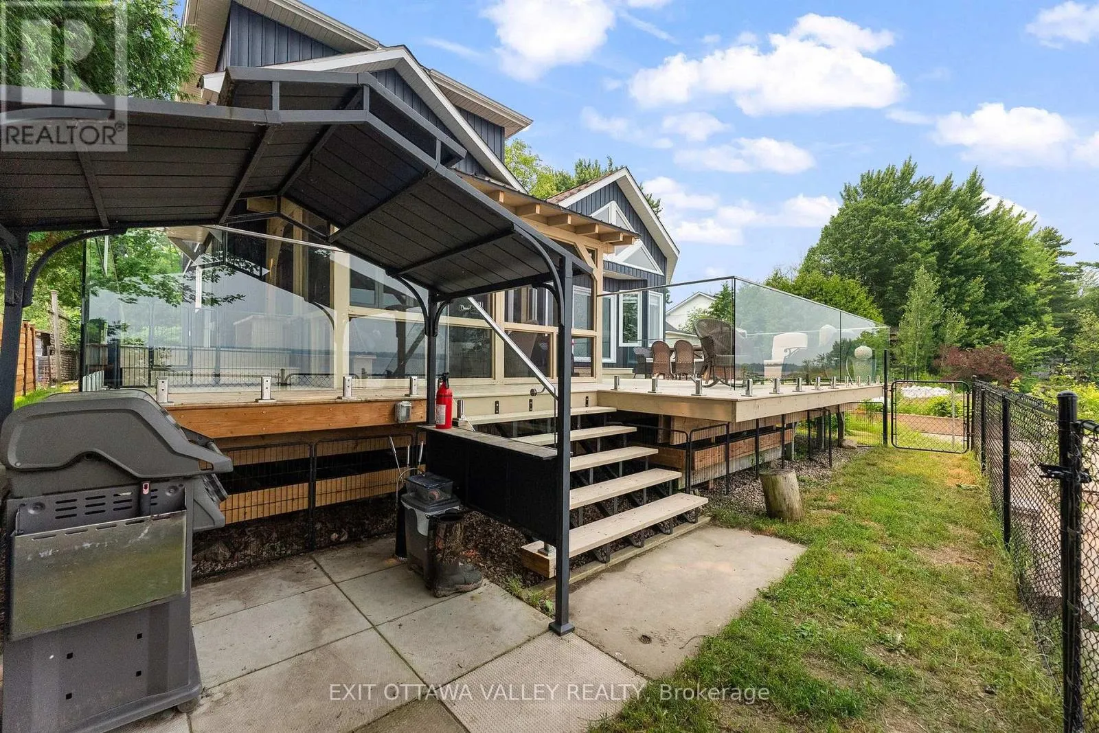 502B MACGREGOR BAY TRAIL