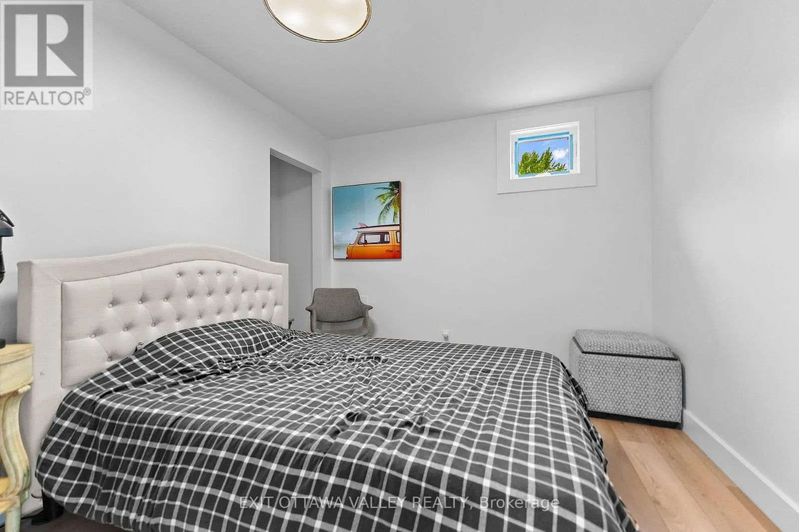 502B MACGREGOR BAY TRAIL