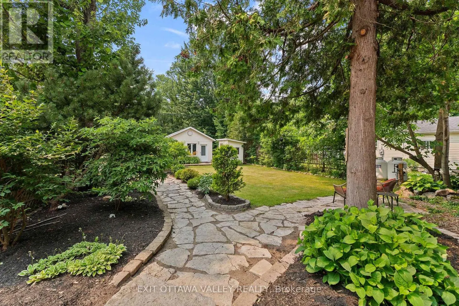 502B MACGREGOR BAY TRAIL