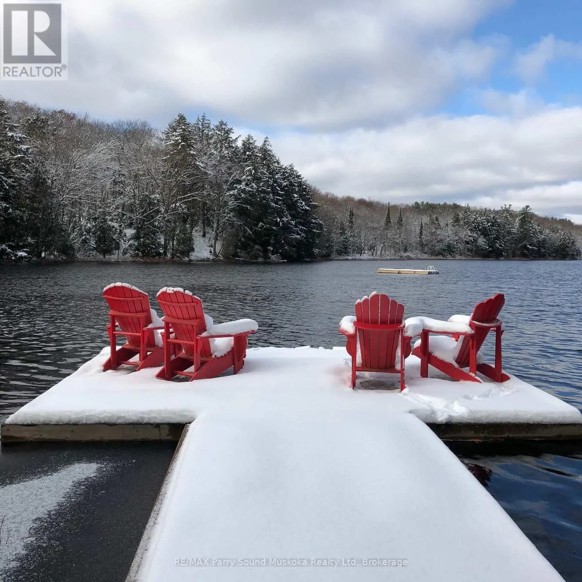 34 SILVER POINT DRIVE