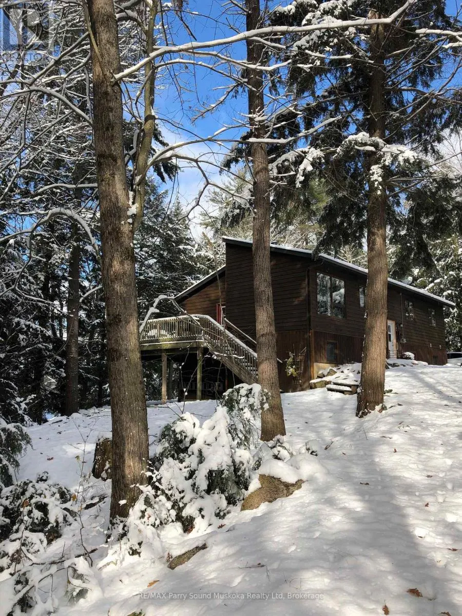 34 SILVER POINT DRIVE