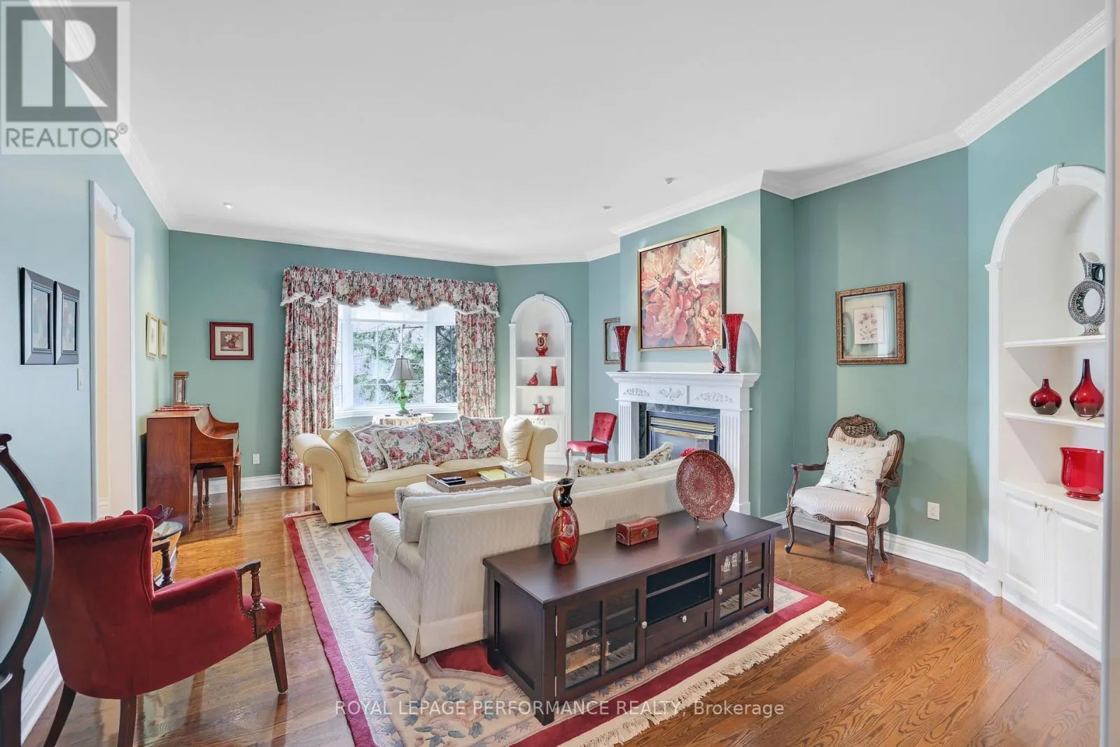 951 GOLF CLUB ROAD