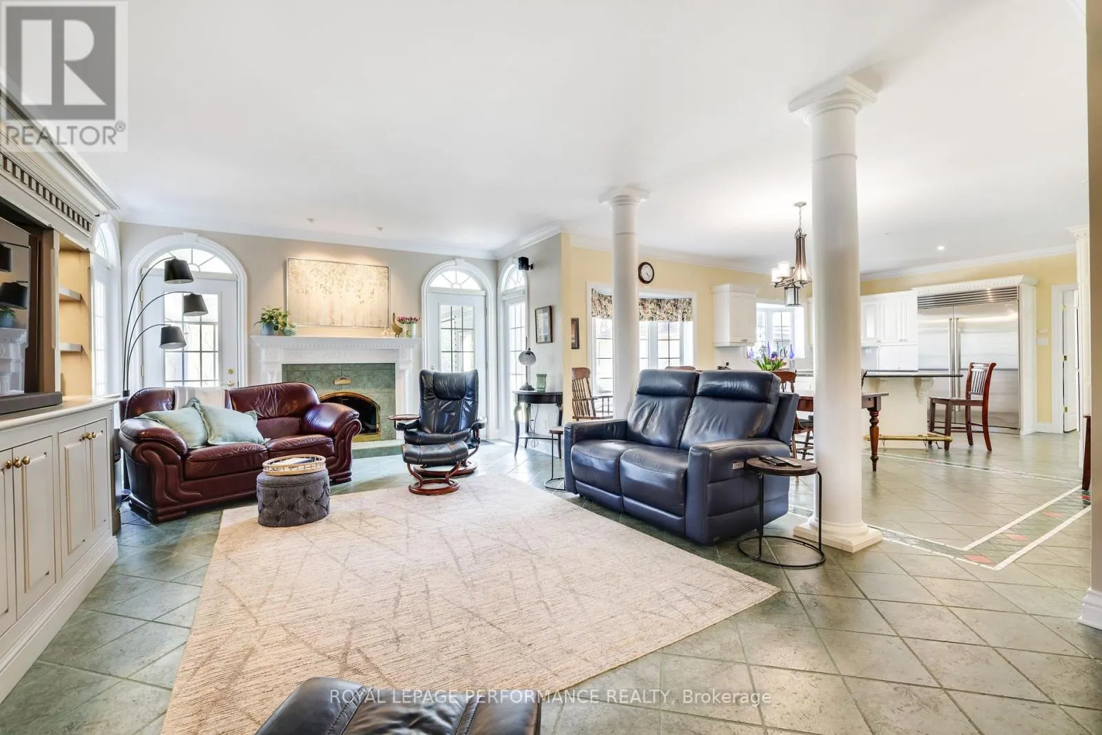 951 GOLF CLUB ROAD