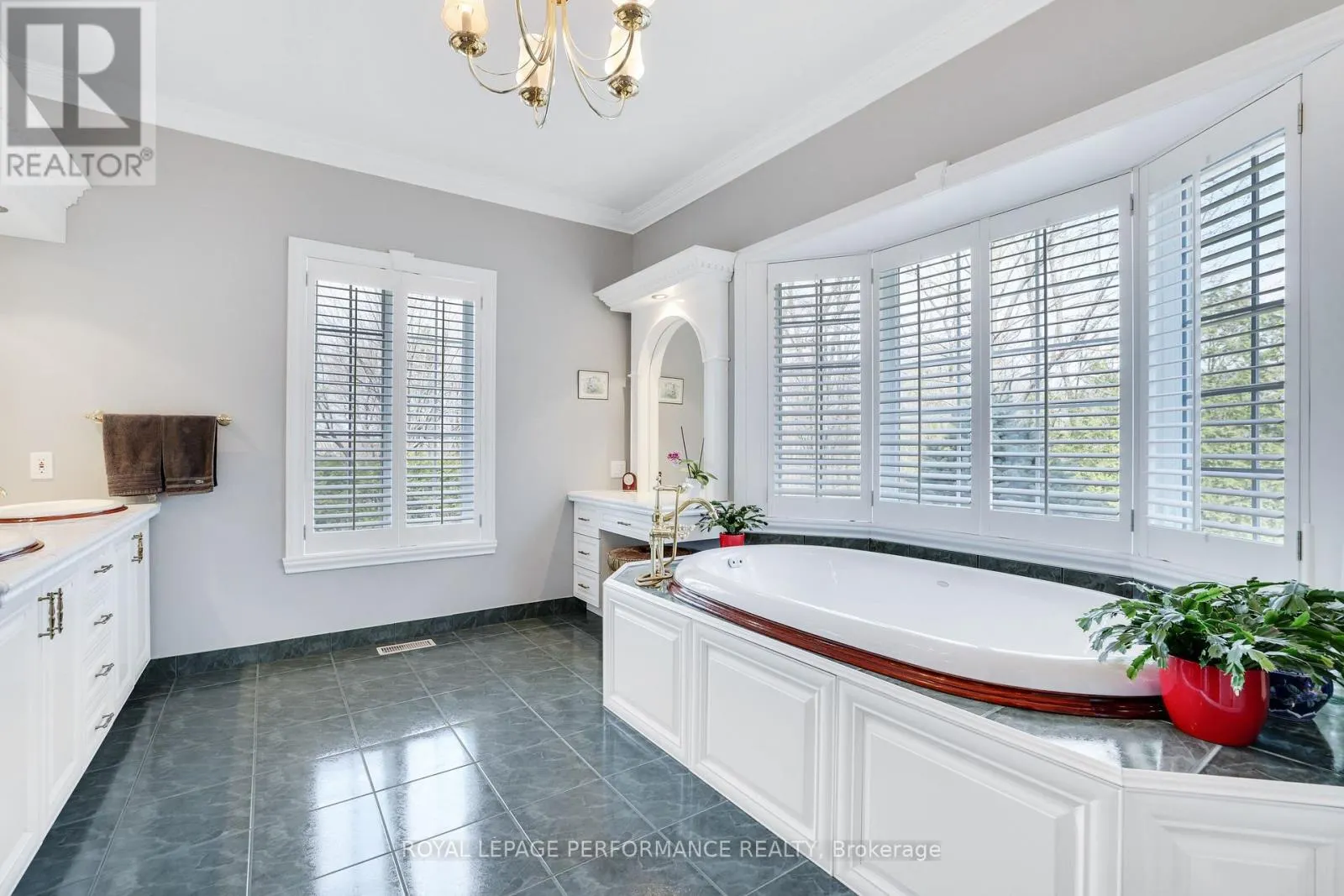 951 GOLF CLUB ROAD