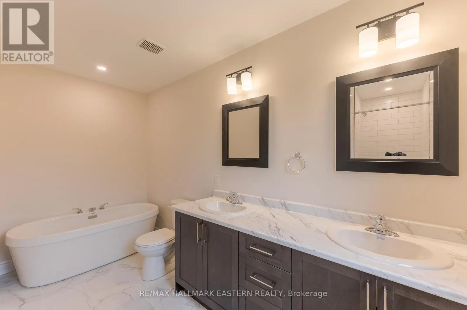 17 COLDBROOK DRIVE