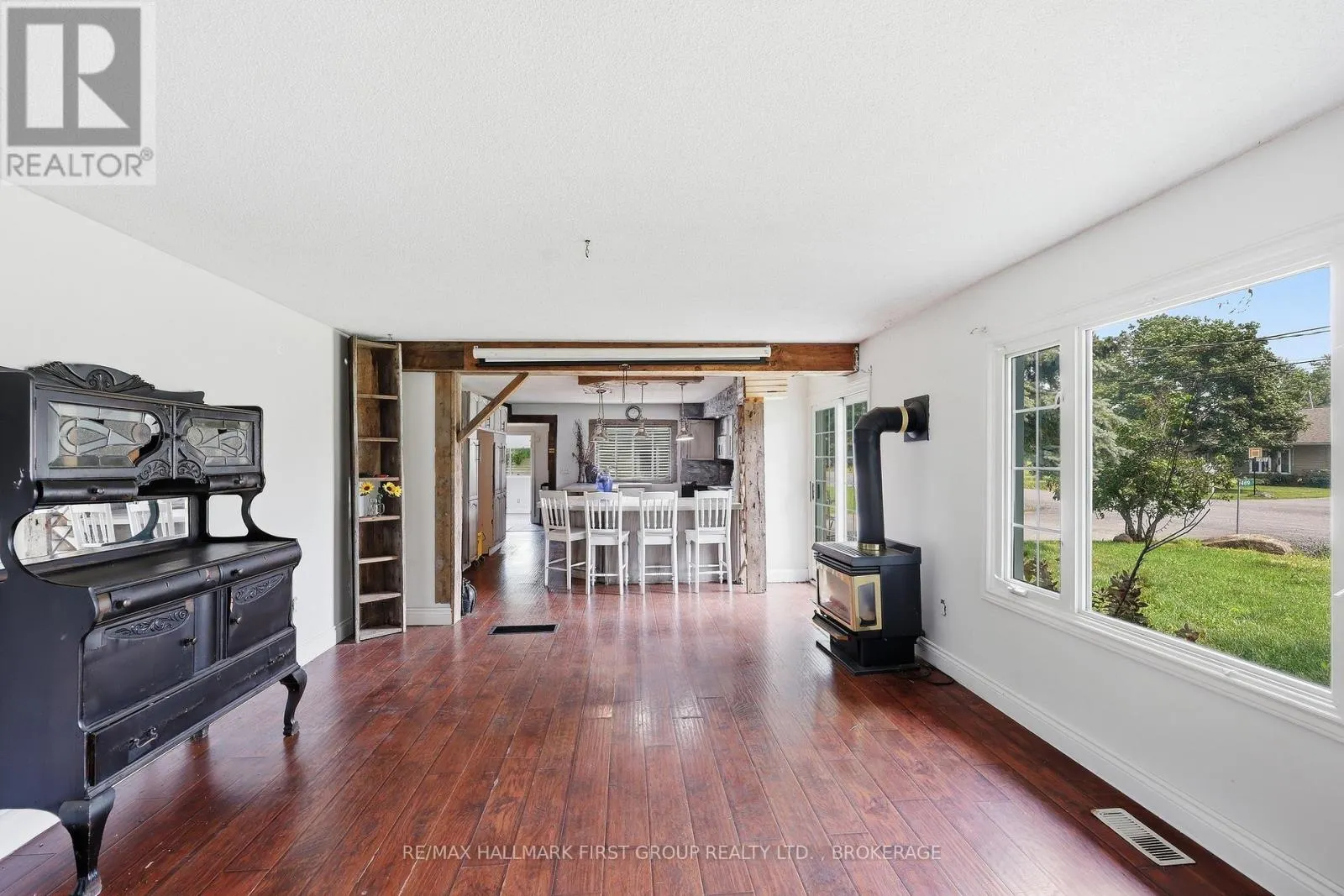 469 ABSALOM ROAD