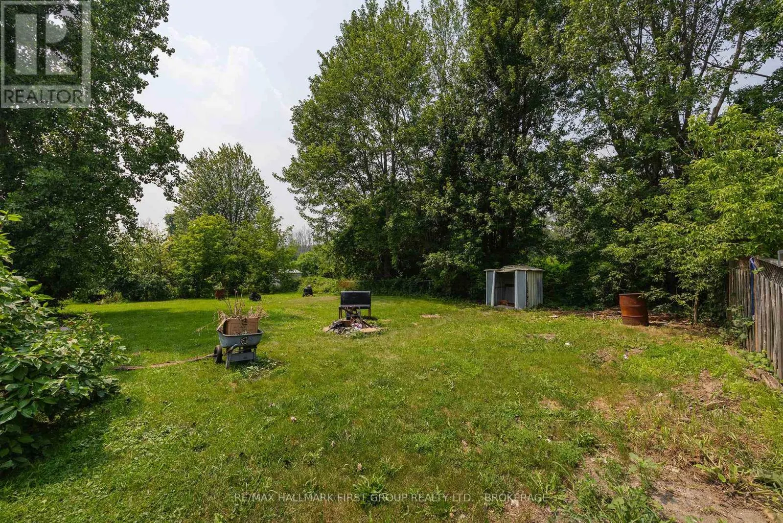469 ABSALOM ROAD