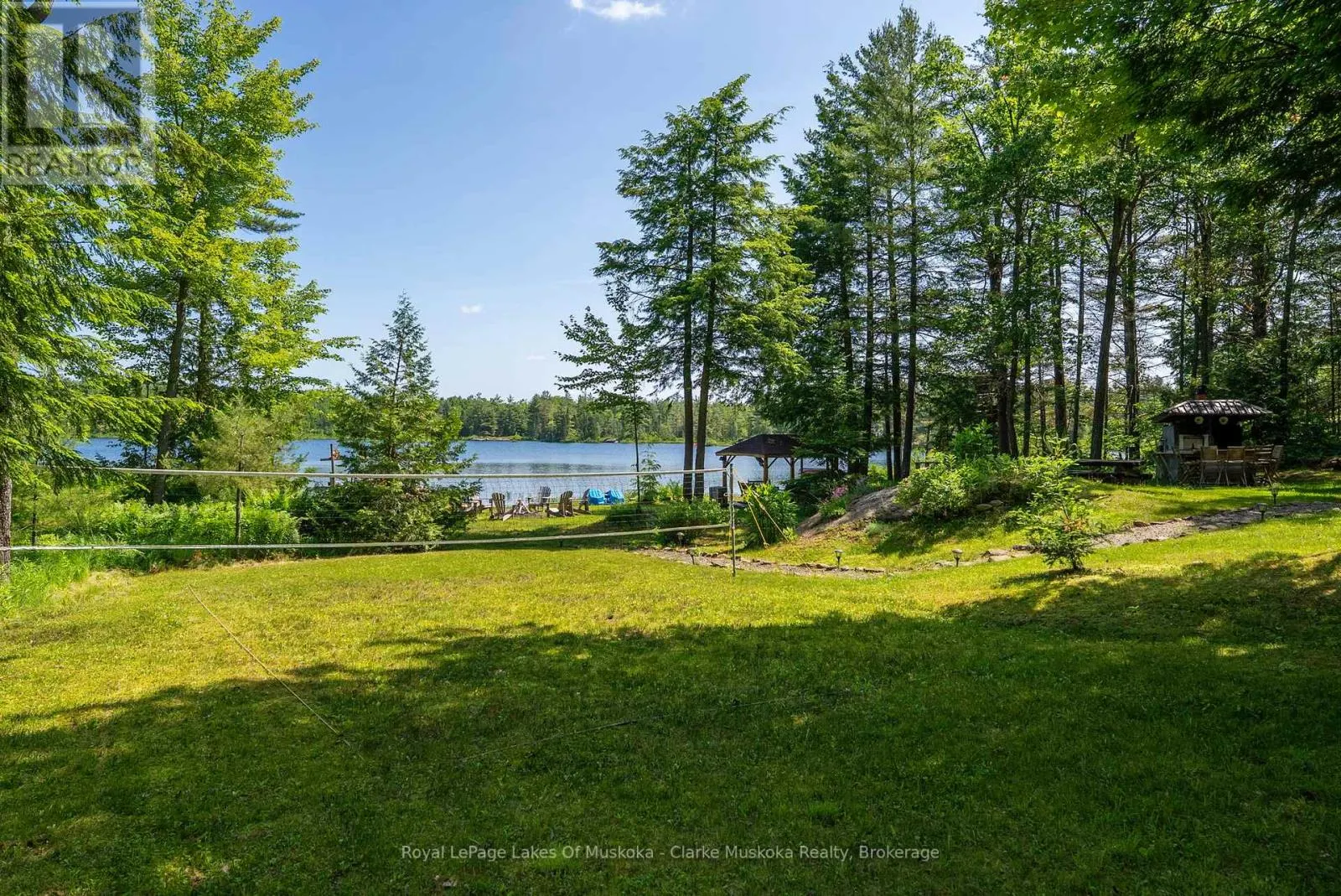 1 - 1041 SUMMIT ROAD #1