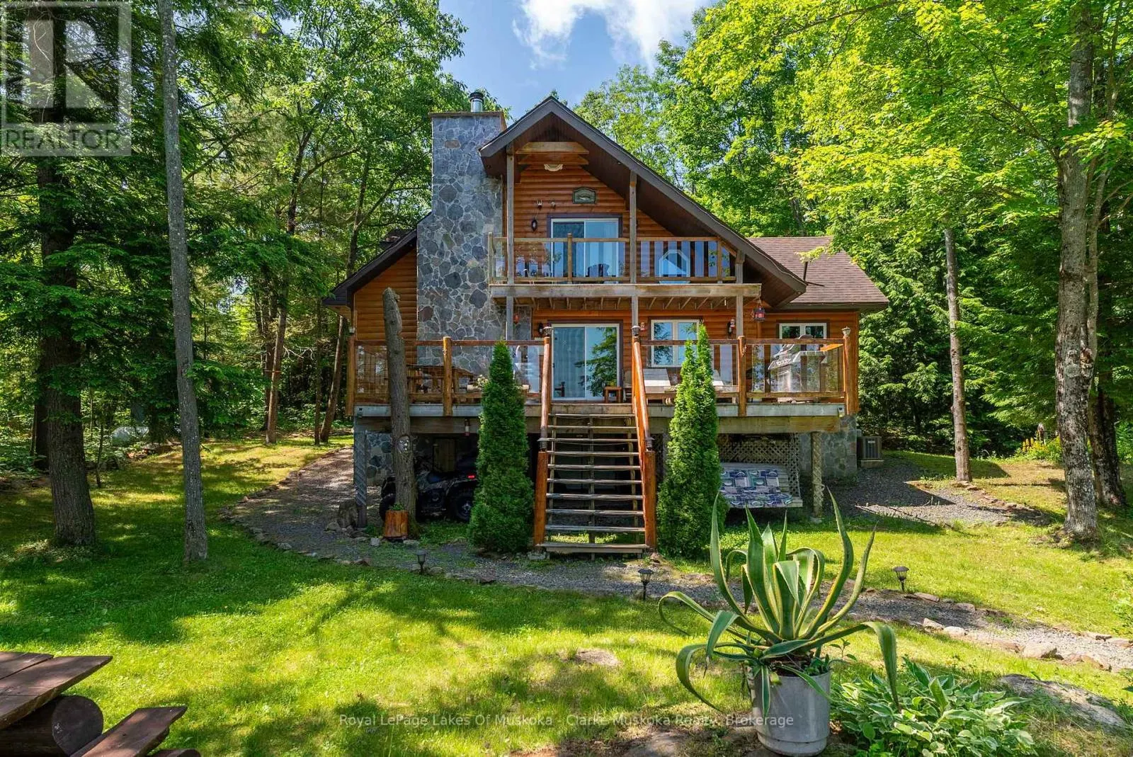 1 - 1041 SUMMIT ROAD #1