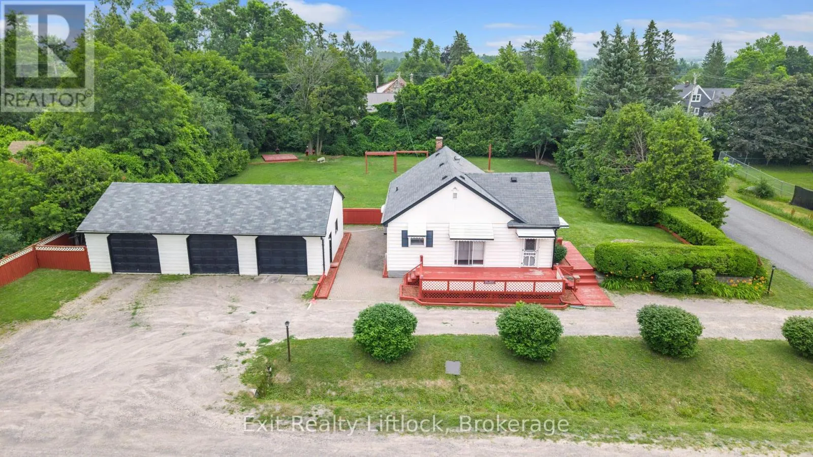 2 EDGEWOOD AVENUE