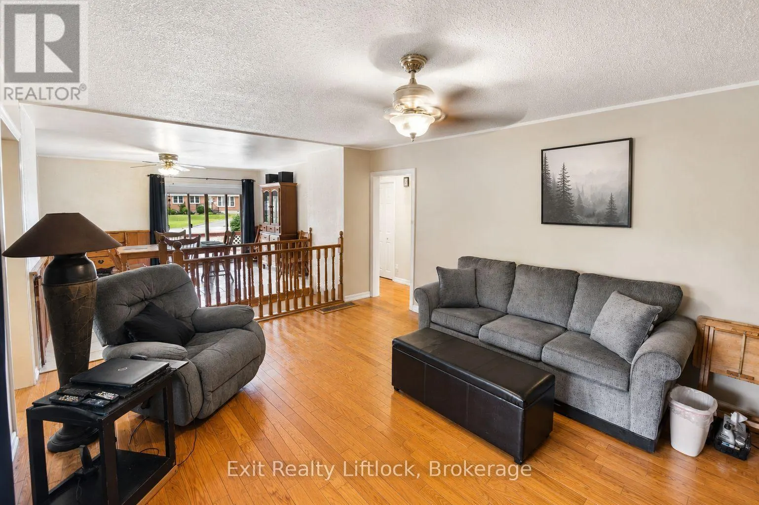 2 EDGEWOOD AVENUE