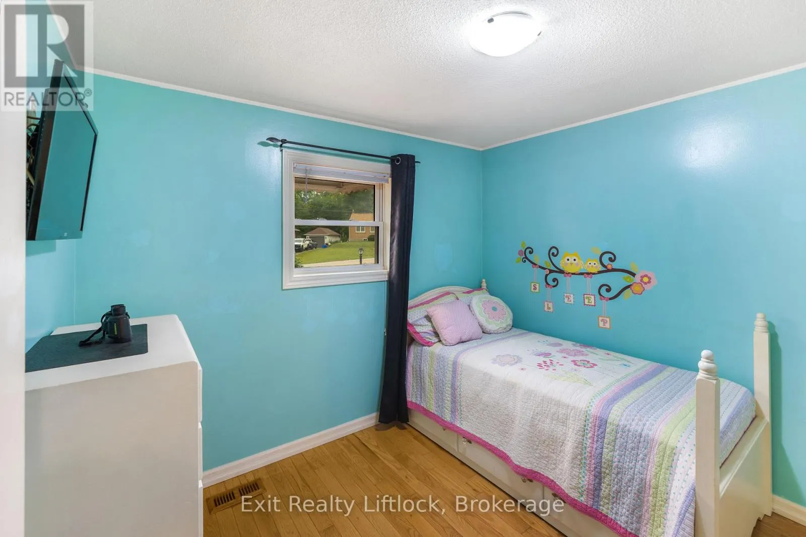 2 EDGEWOOD AVENUE