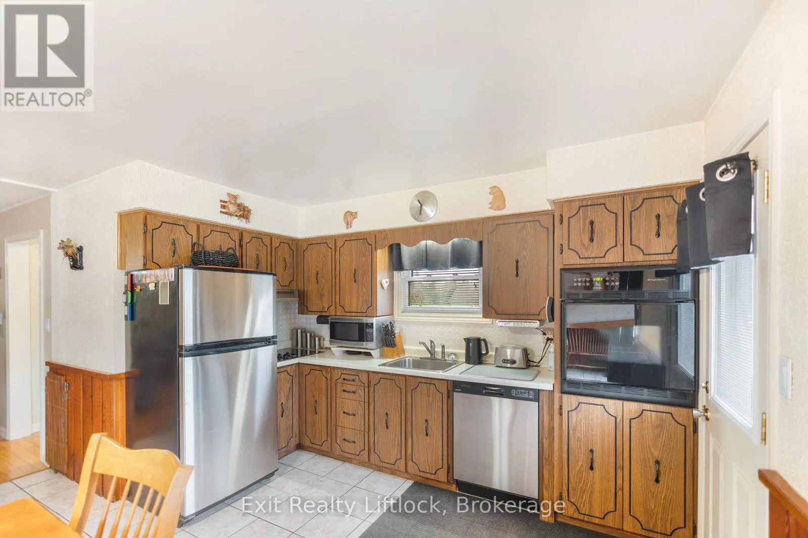 2 EDGEWOOD AVENUE