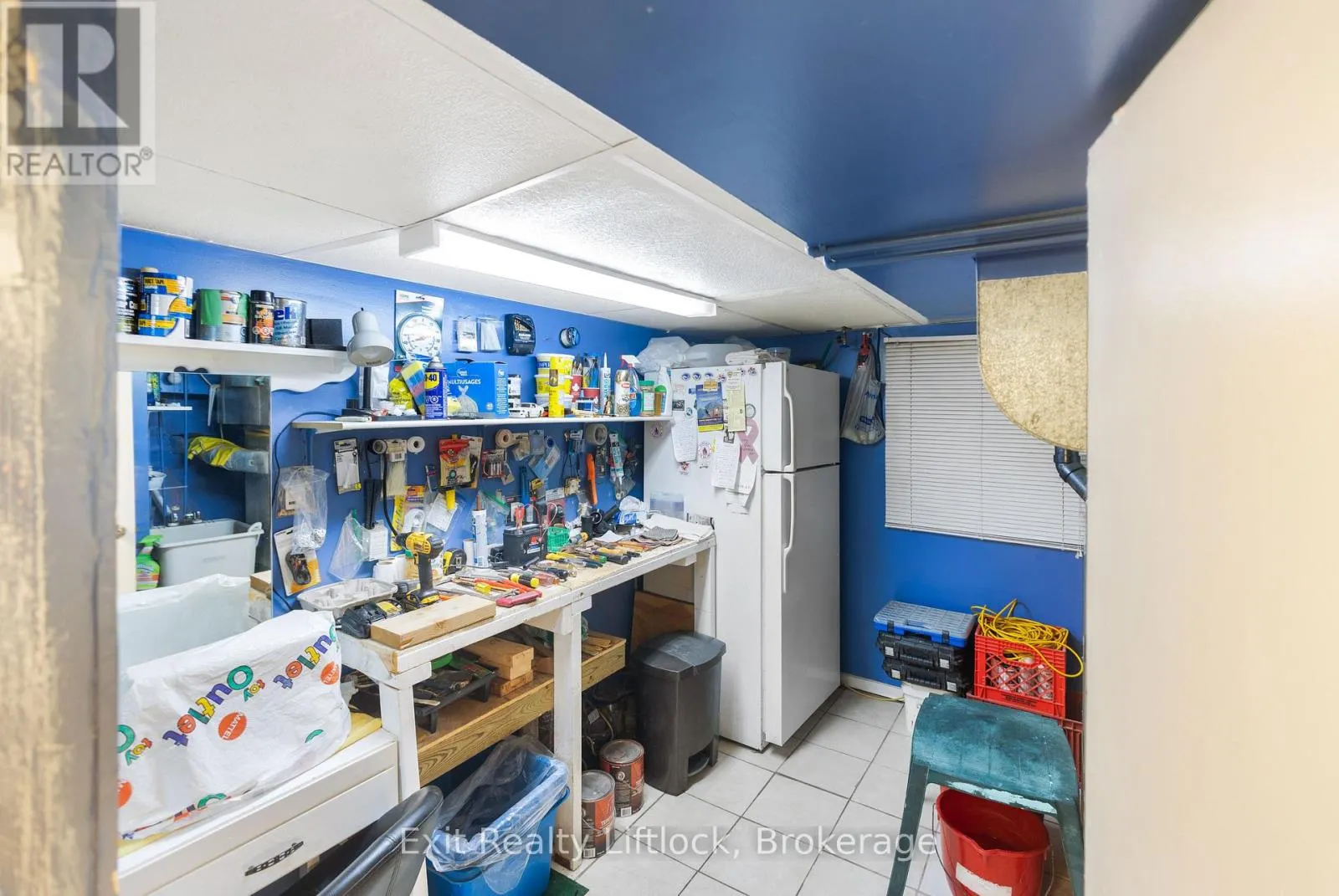 2 EDGEWOOD AVENUE