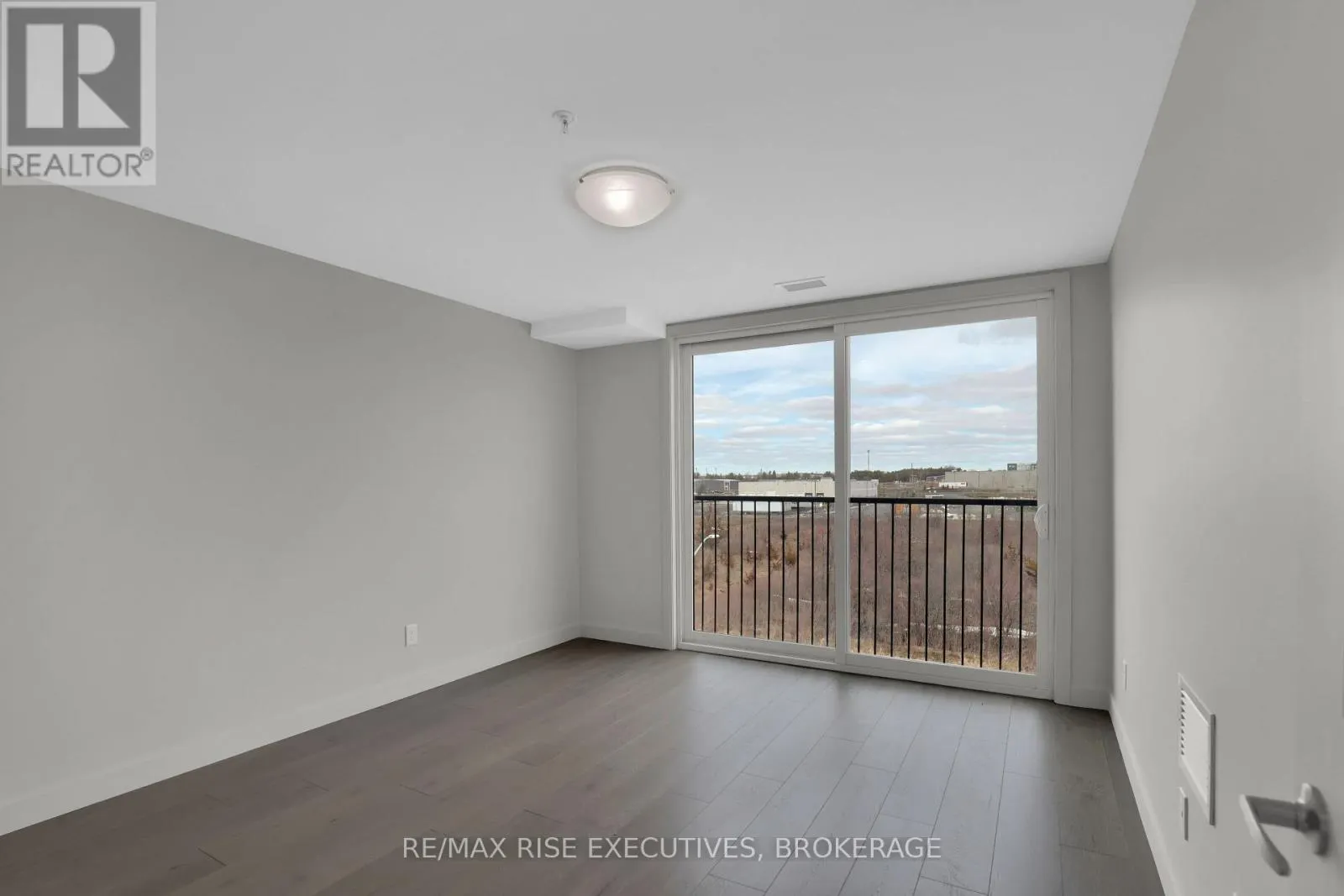209 - 1274 HIGHWAY 15, RR 2 #209