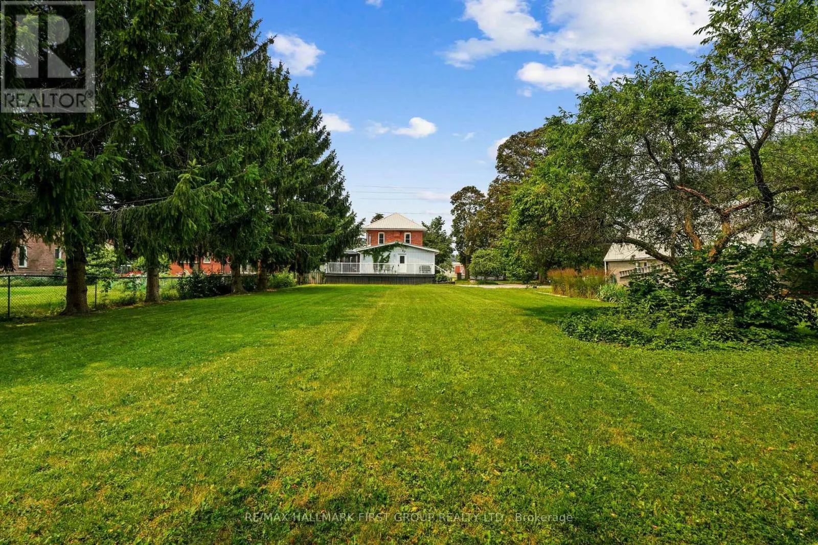 89 ROSE GLEN ROAD N
