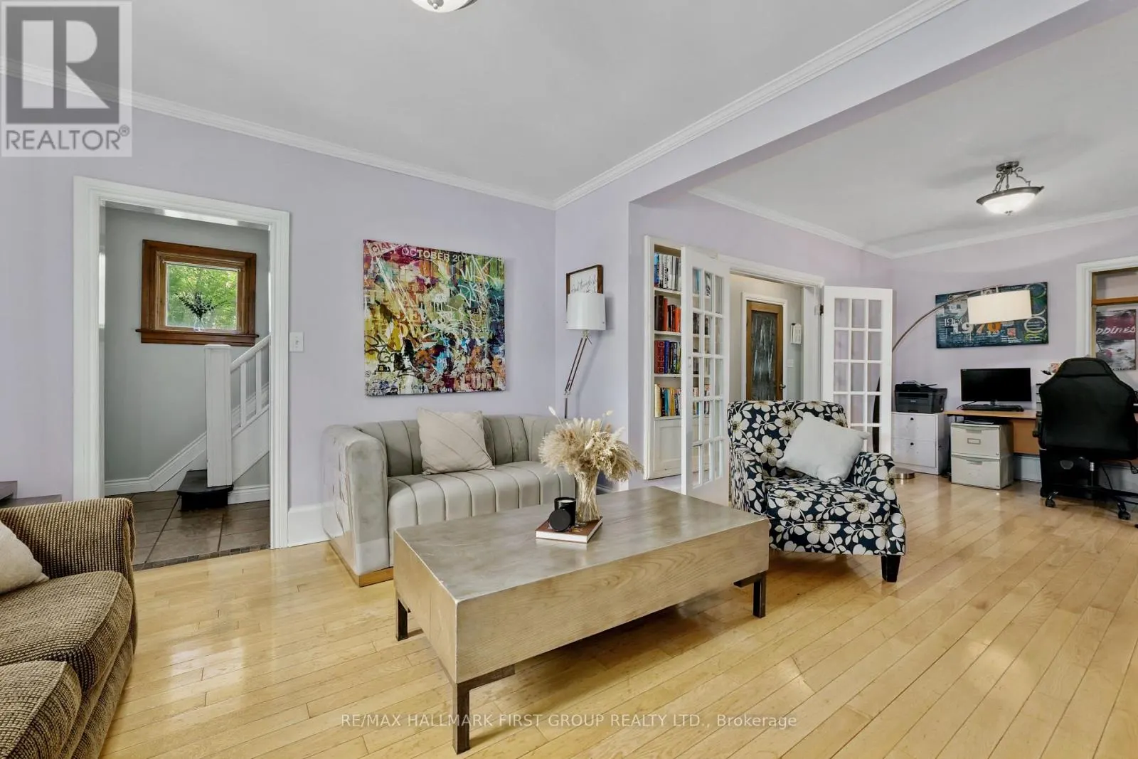 89 ROSE GLEN ROAD N
