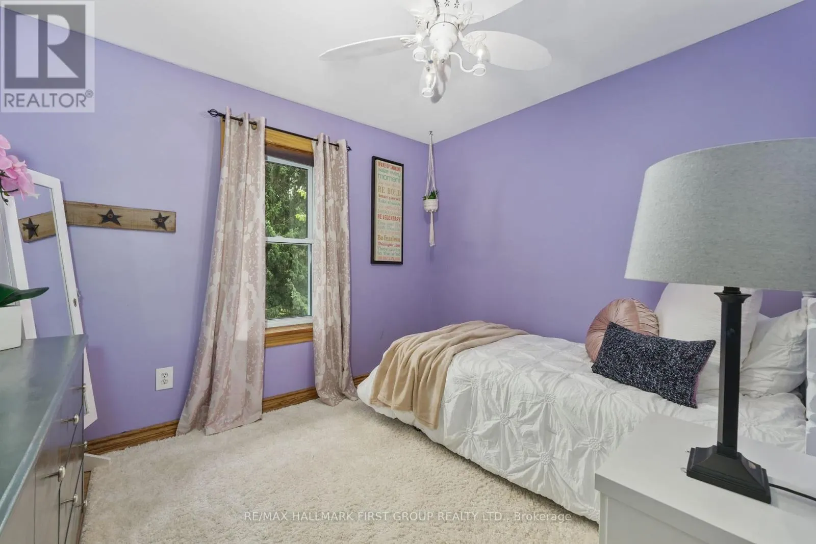 89 ROSE GLEN ROAD N