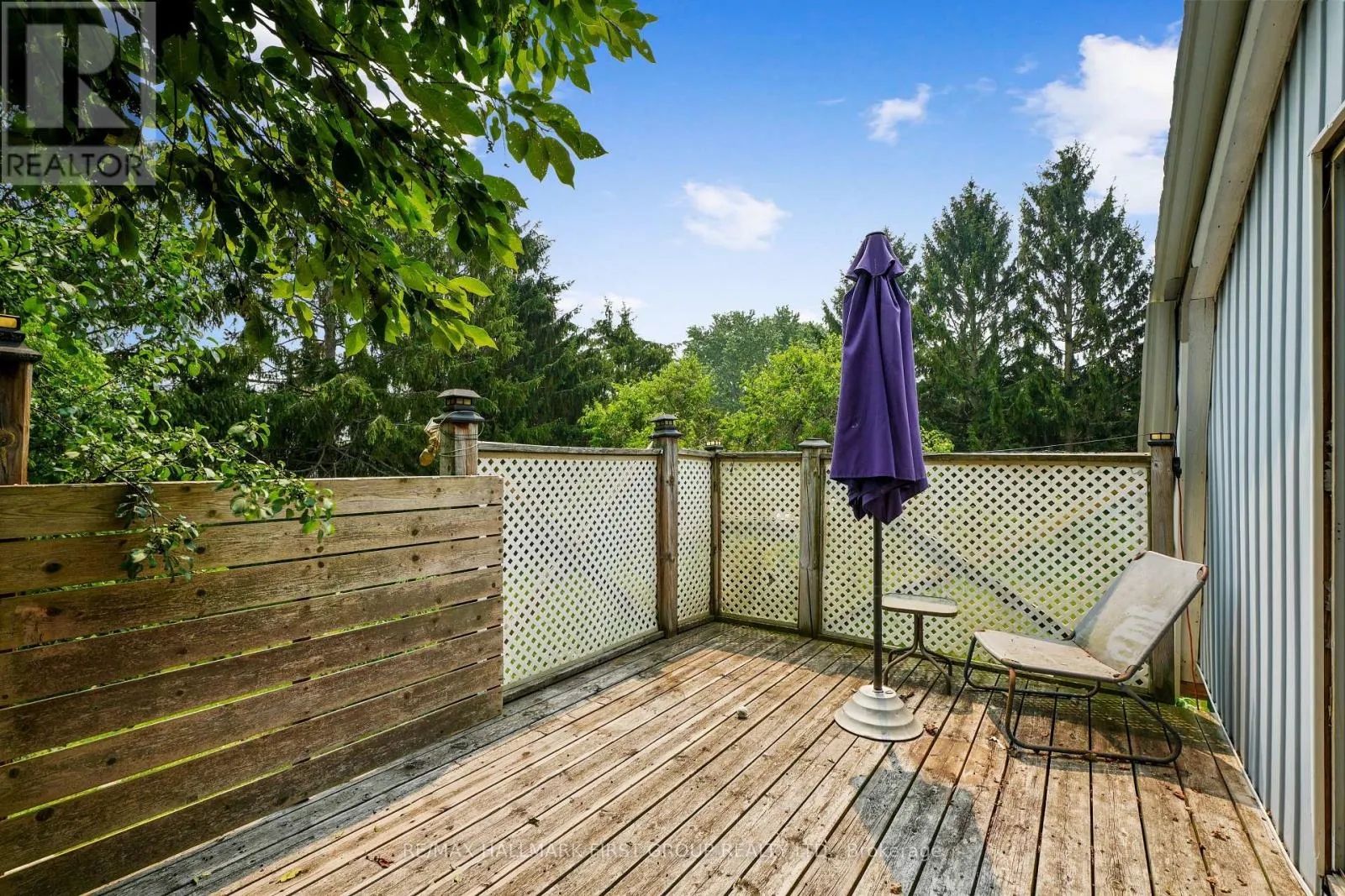89 ROSE GLEN ROAD N