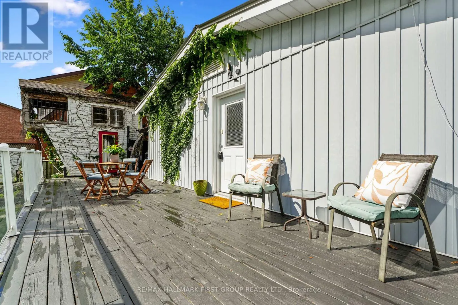 89 ROSE GLEN ROAD N