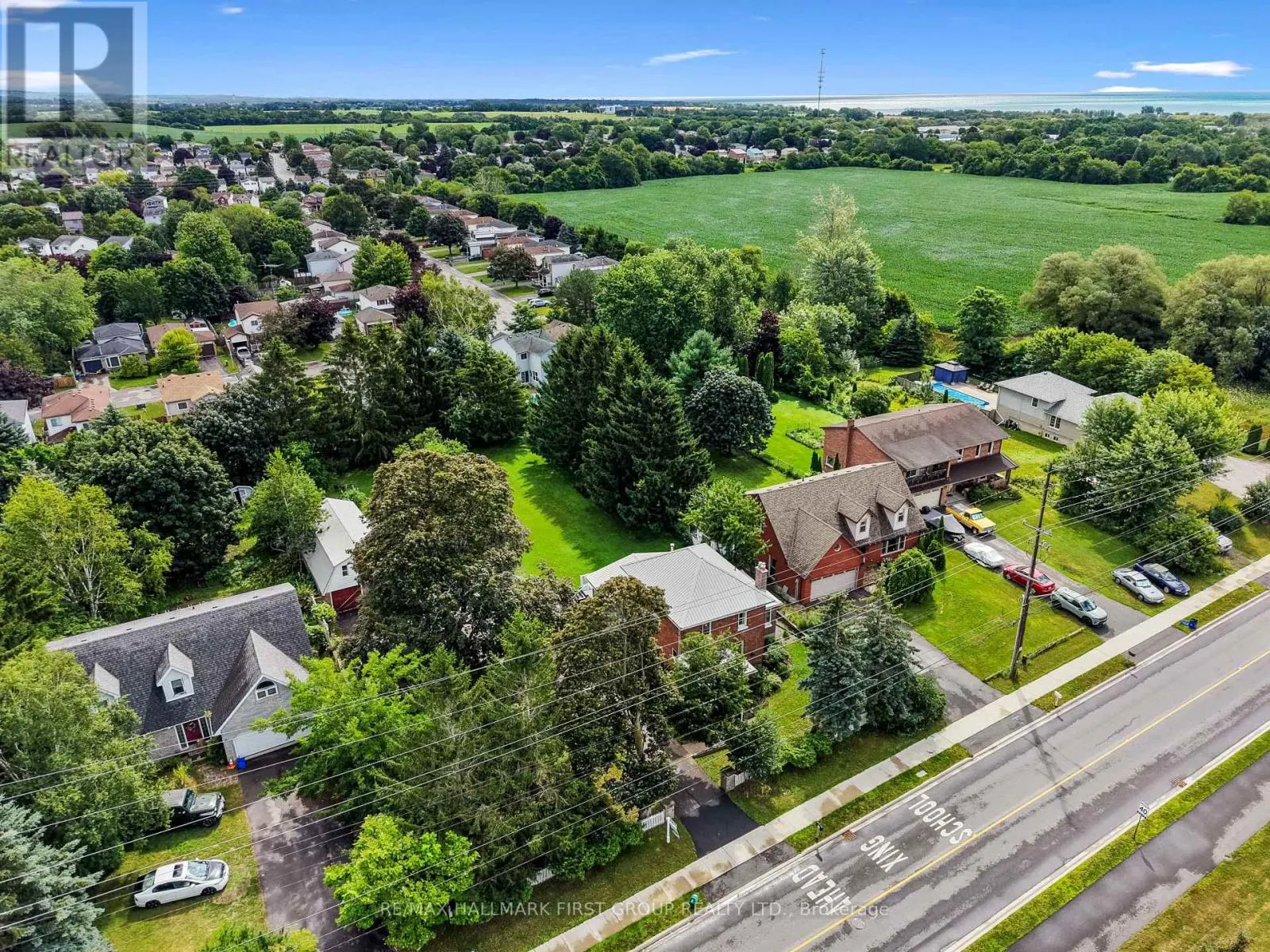 89 ROSE GLEN ROAD N