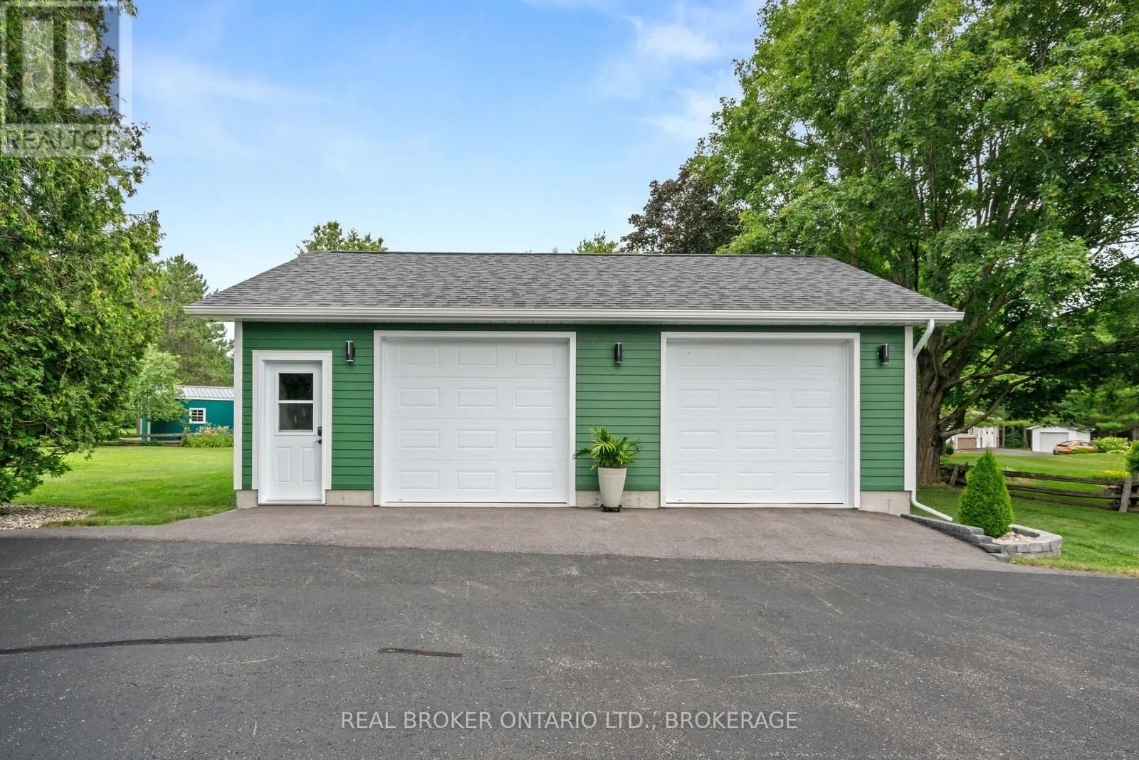 20233 KENYON CONCESSION 4 ROAD