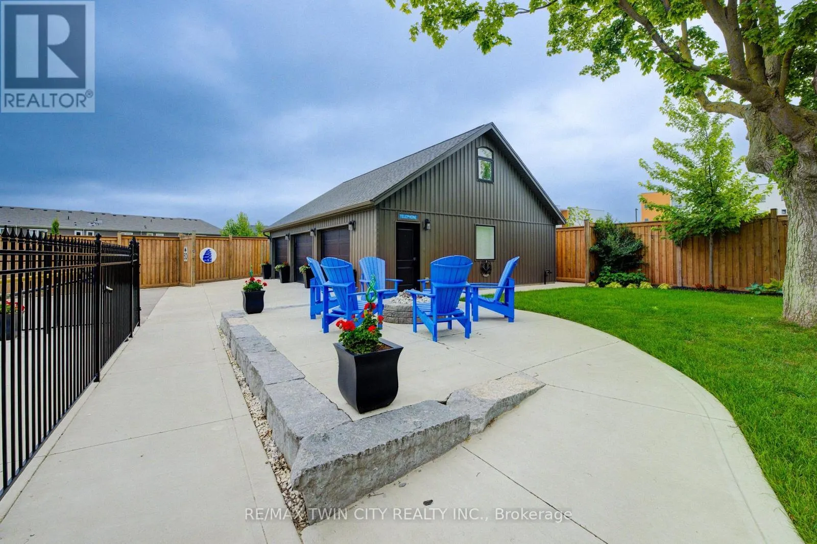 920 ORR COURT