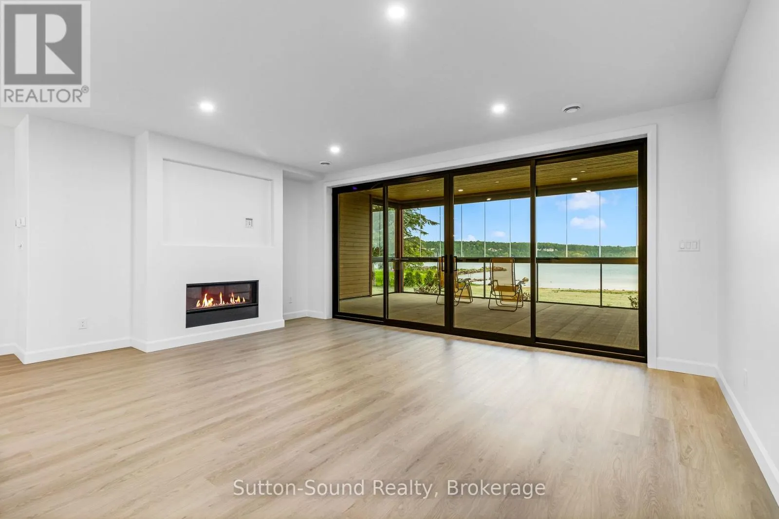 535 #101 ISAAC STREET