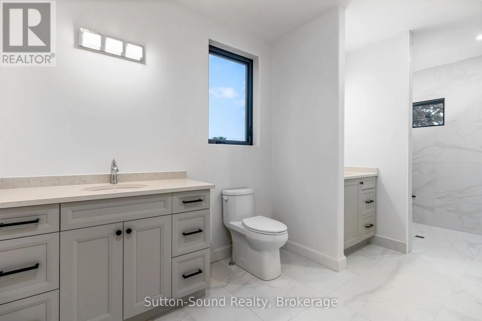 535 #101 ISAAC STREET