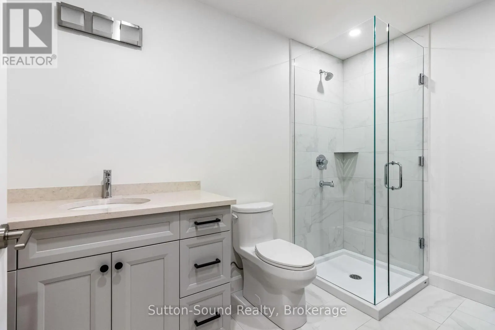 535 #101 ISAAC STREET
