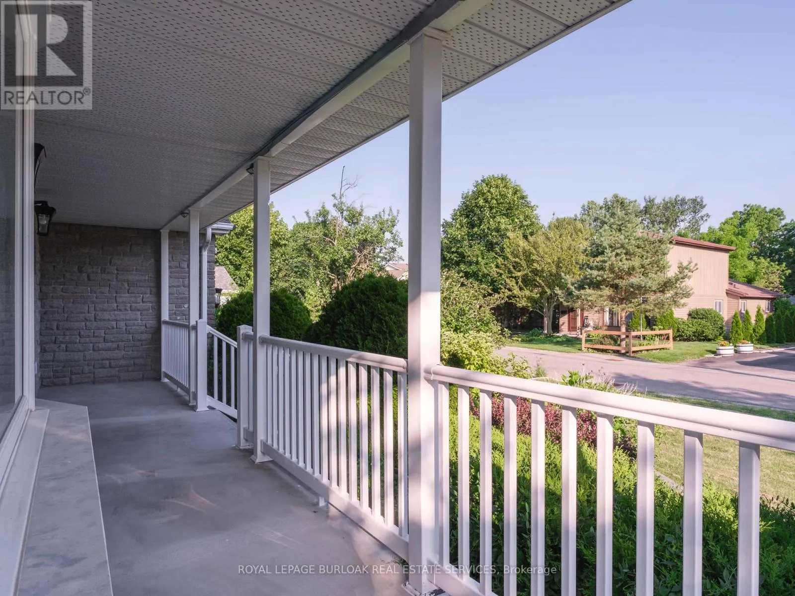 10 PORTER AVENUE