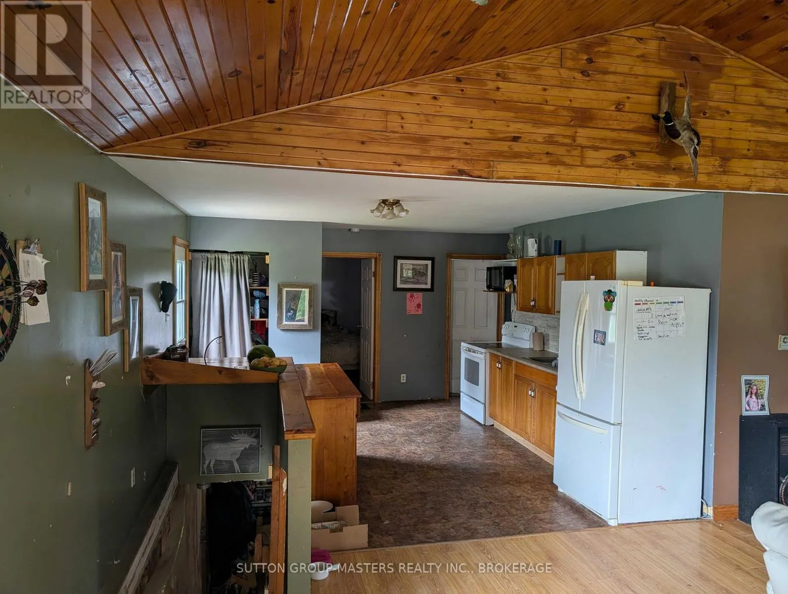 811 PIERCES LANE