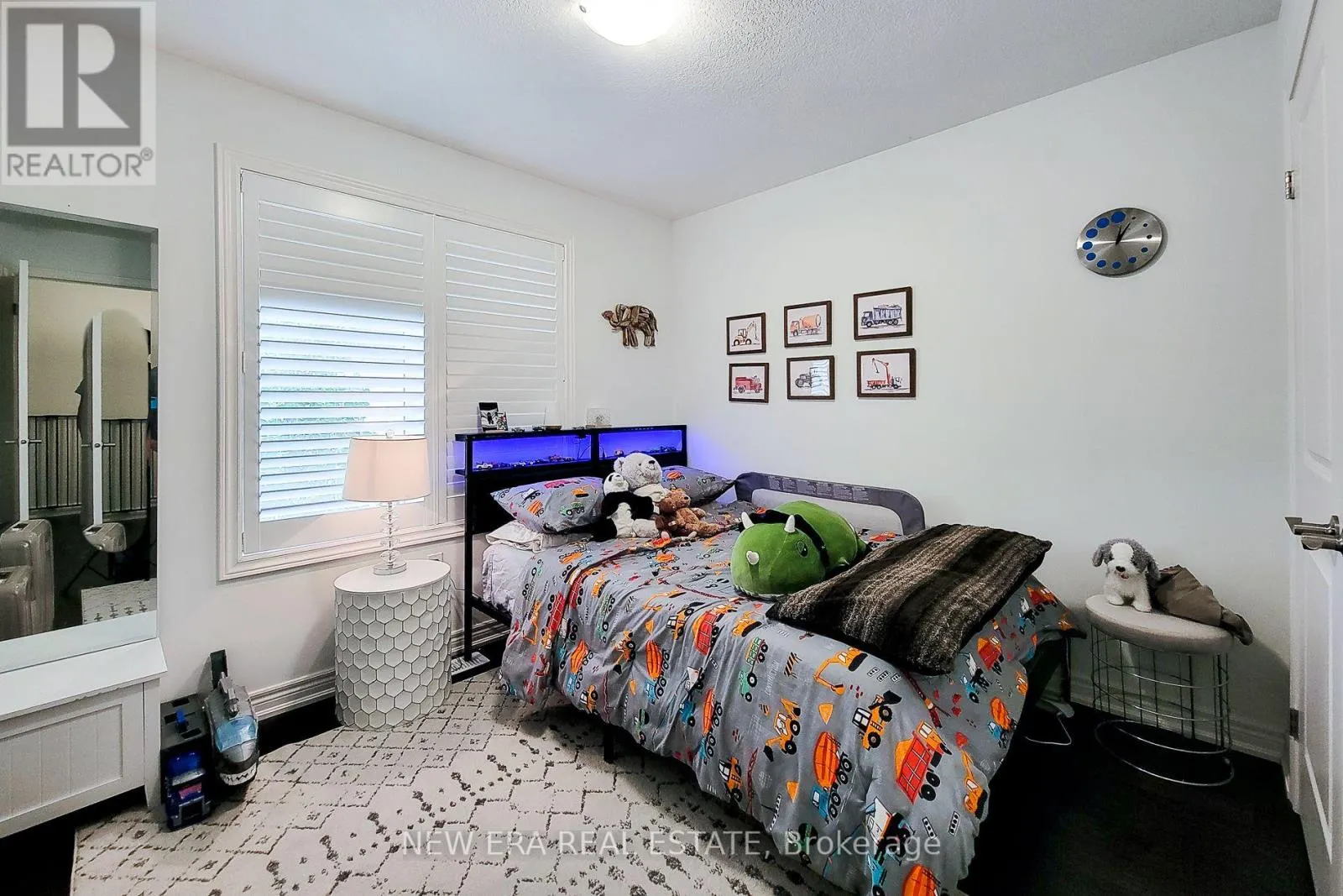 10 - 4297 EAST AVENUE E