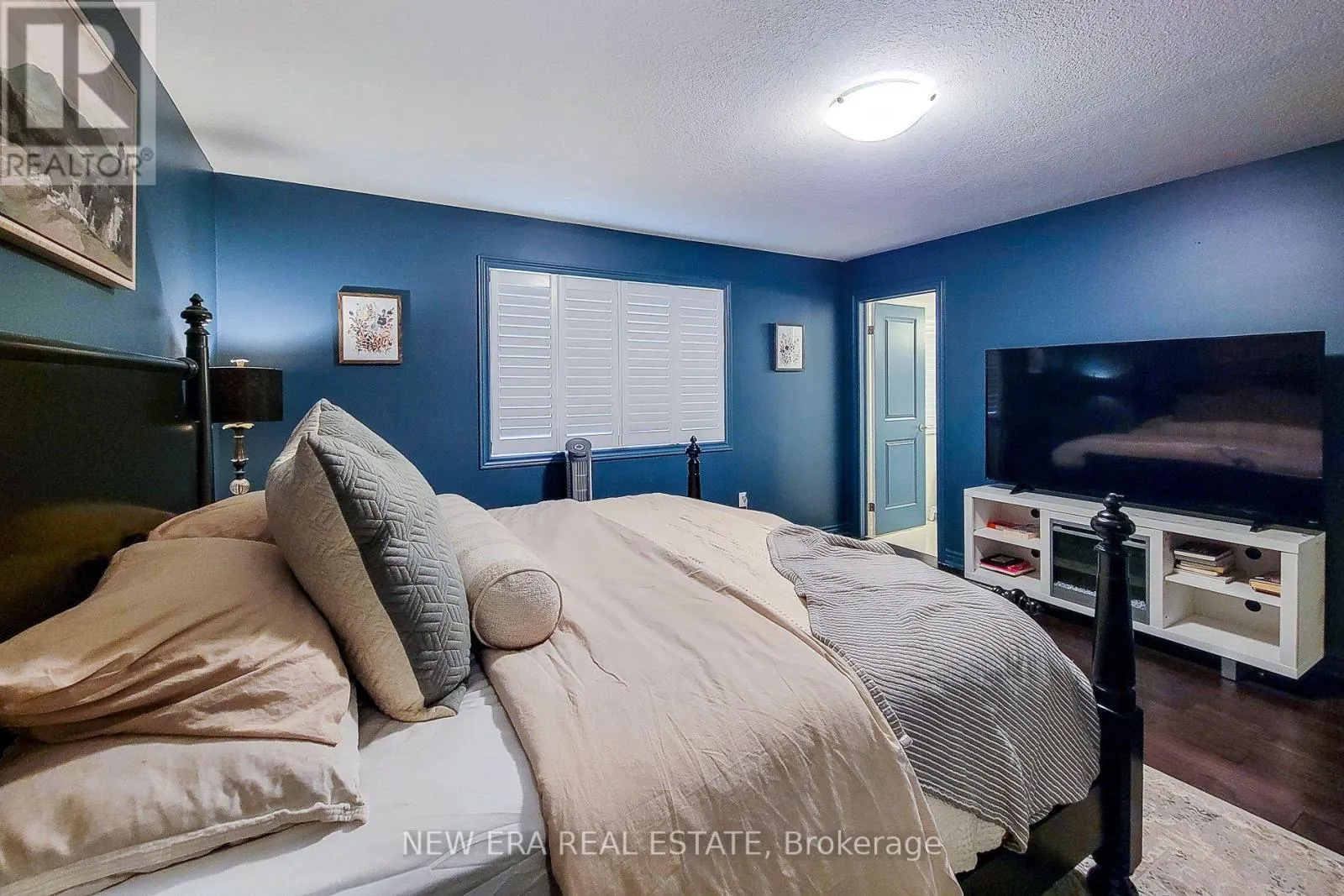 10 - 4297 EAST AVENUE E