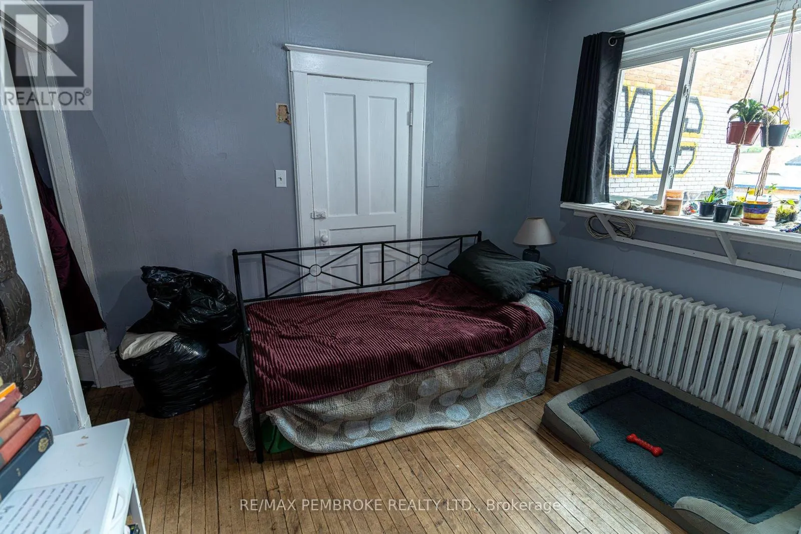 109 PEMBROKE STREET W