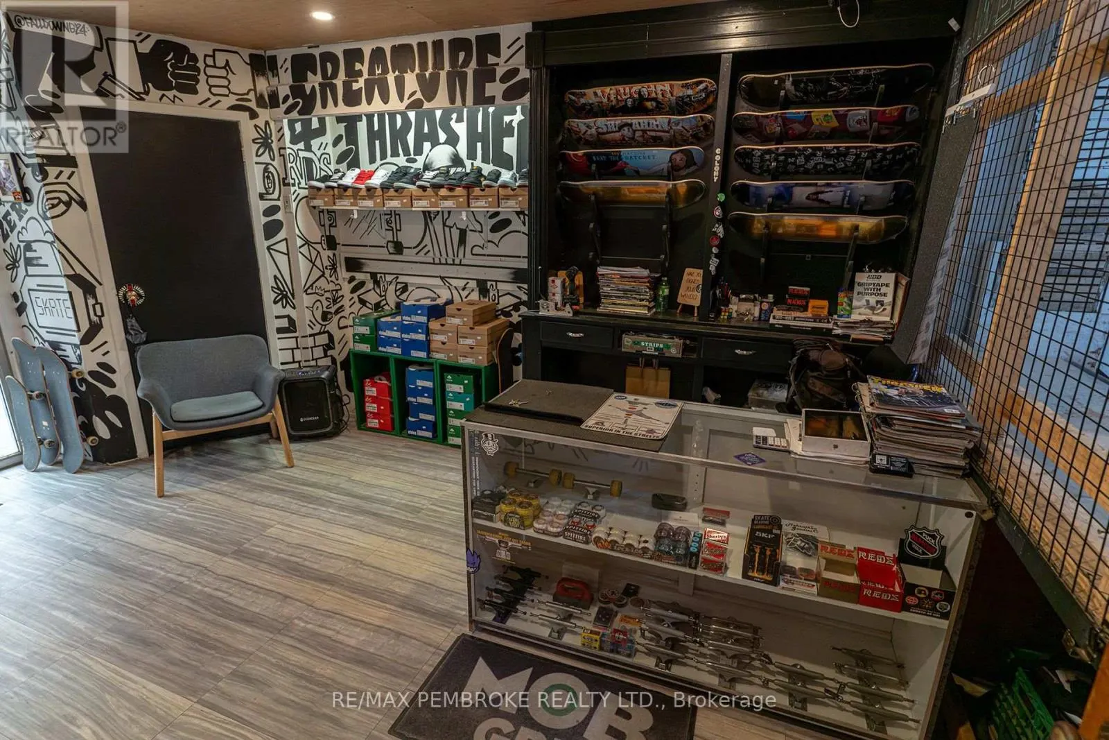 109 PEMBROKE STREET W